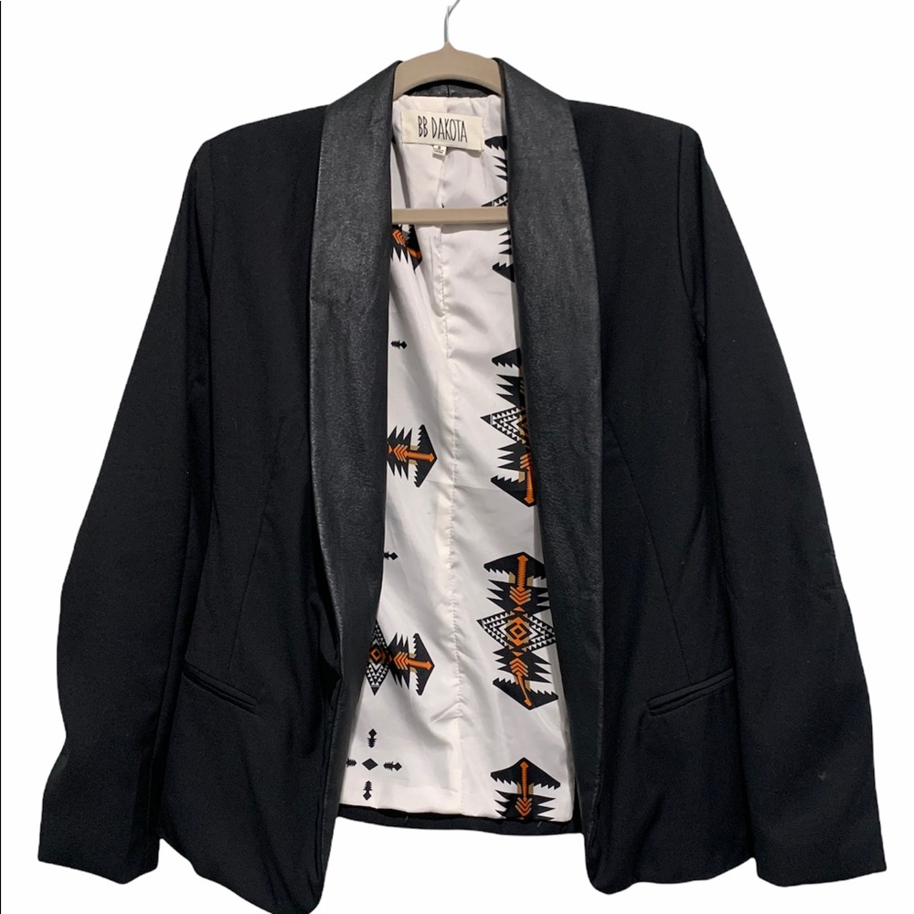Bb Dakota Tuxedo Style Blazer